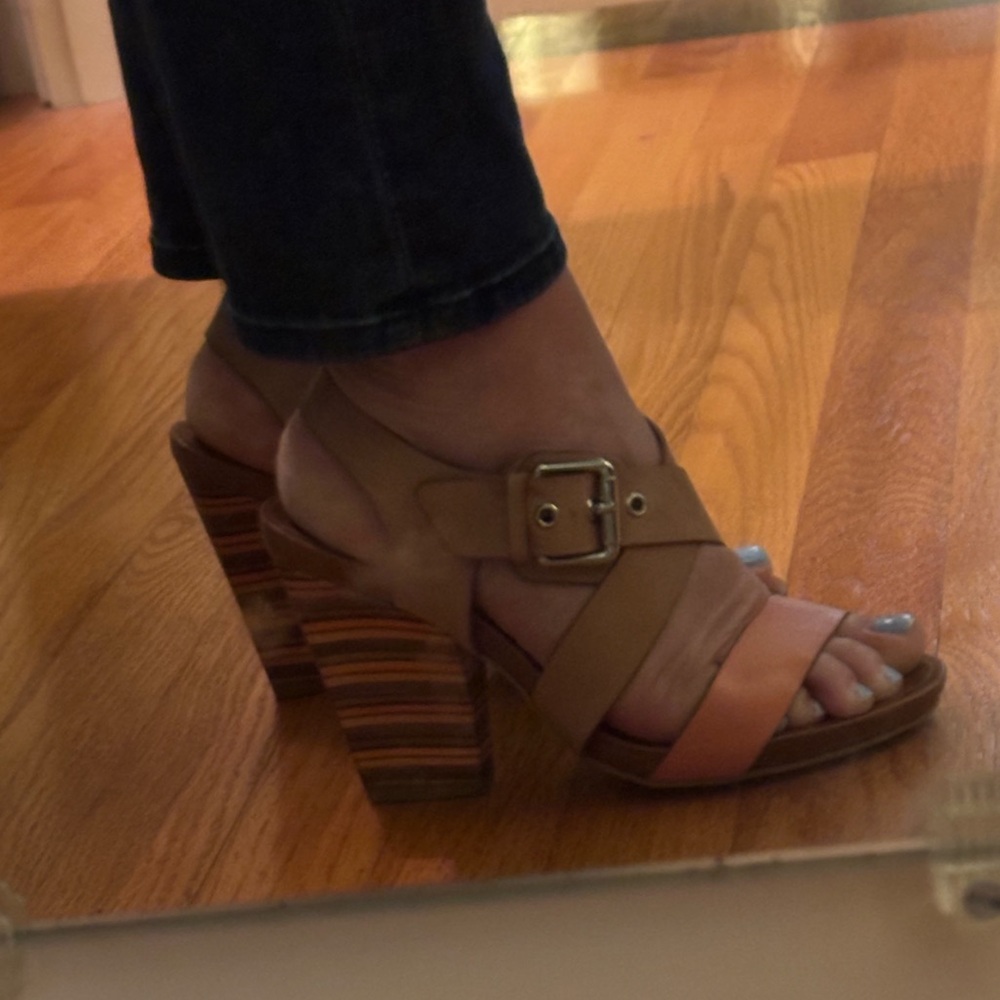 Strappy Sandals with Buckle Detail